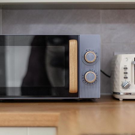 Great 1 Bedroom In Hounslow With Free Parking Abbey Wood エクステリア 写真